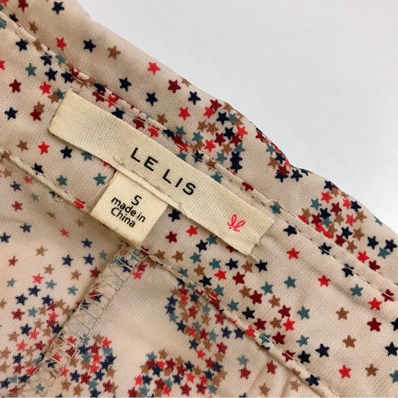 Le Lis Star Print Crossover Blouse - Picture 11 of 11